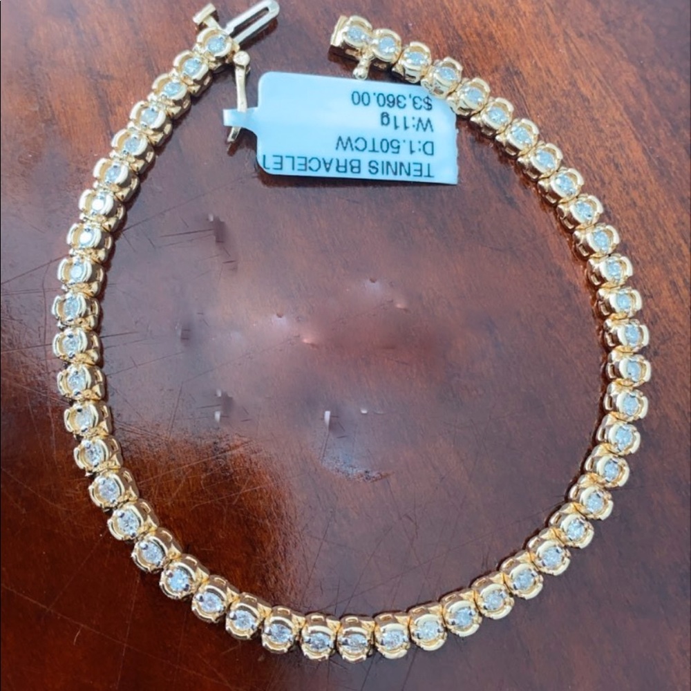 DIAMOND TENNIS BRACELET